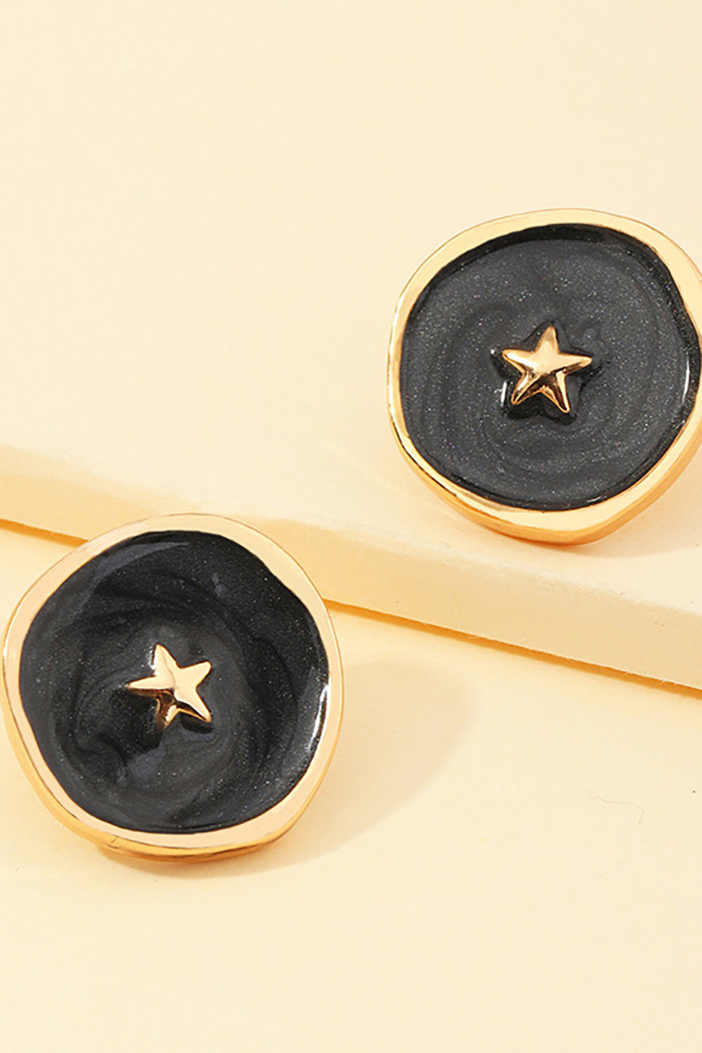 Black Stars Ear Stud