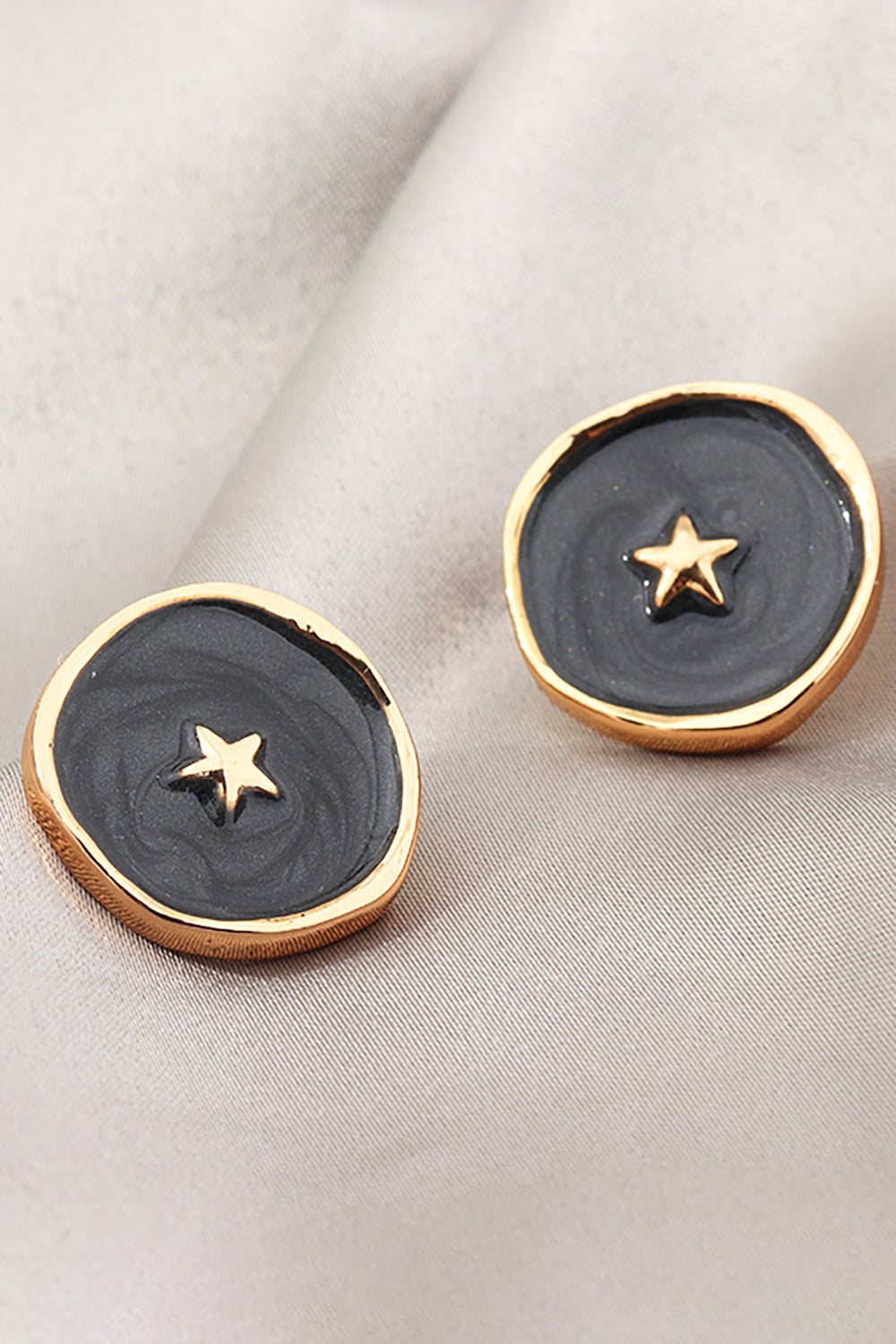 Black Stars Ear Stud