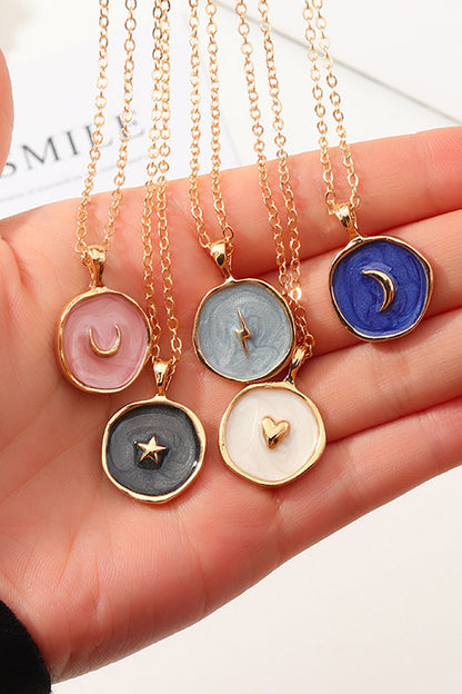 Golden Star Round Necklace